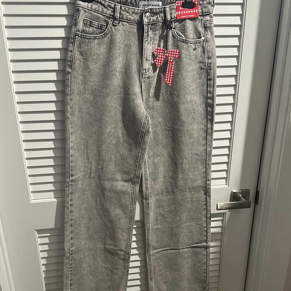 NWT Ashley Mason Baggy Fit Acid Wash Jeans with Red Cherry on back pockets.